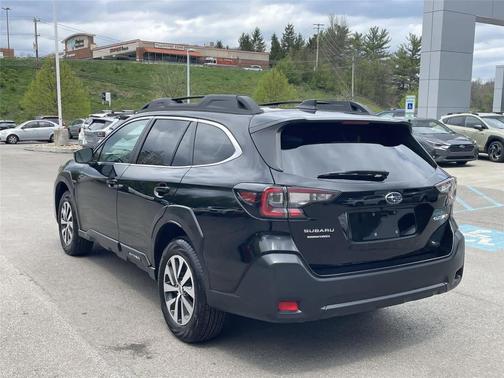 Crystal Black Silica 2025 Subaru Outback Premium