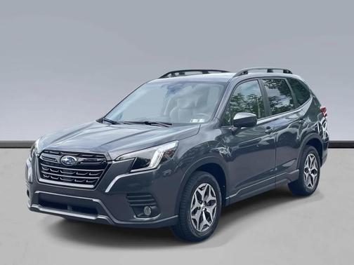 Magnetite Gray Metallic 2023 Subaru Forester Premium