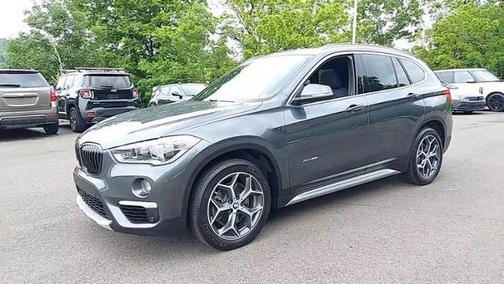 Photo 4 of 17 of 2017 BMW X1 xDrive 28i