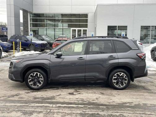 2025 Subaru Forester Premium