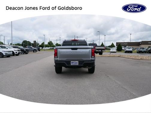 Sterling Gray Metallic 2023 Chevrolet Colorado TRAIL BOSS