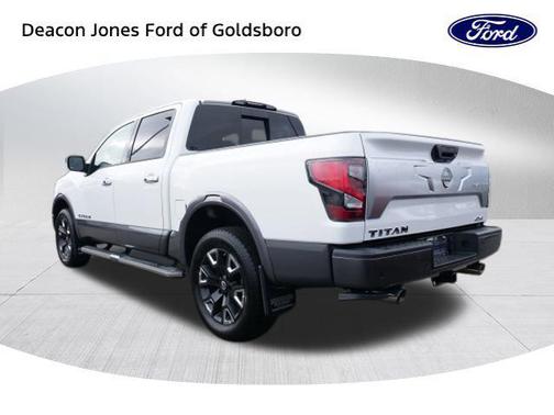 2023 Nissan Titan Platinum Reserve