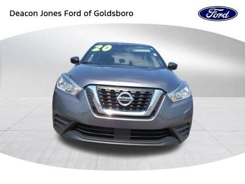 2020 Nissan Kicks S