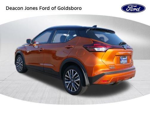 2021 Nissan Kicks SV
