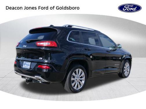 2017 Jeep Cherokee Overland