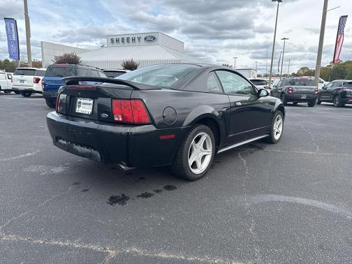 2000 Ford Mustang GT