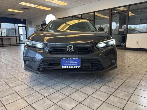 2022 Honda Civic Touring