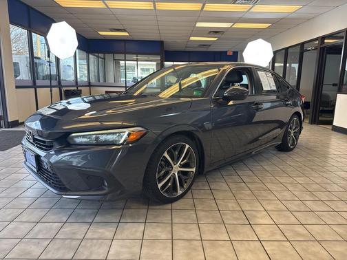 2022 Honda Civic Touring