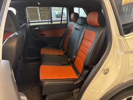 2021 Volkswagen Tiguan 2.0T SEL R-Line 4MOTION