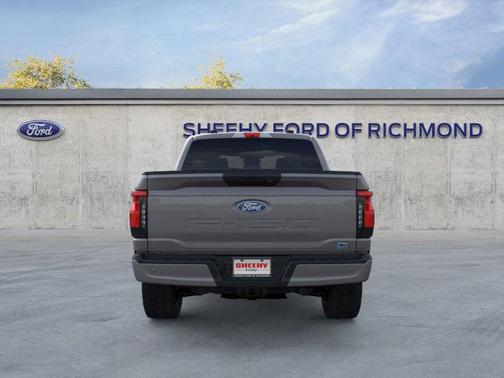 2025 Ford F-150 Lightning XLT