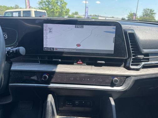 Wolf Gray 2023 Kia Sportage X-Line