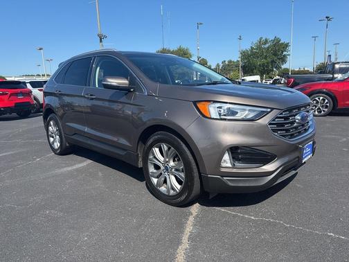 2019 Ford Edge Titanium