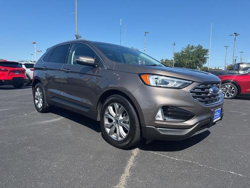 2019 Ford Edge Titanium