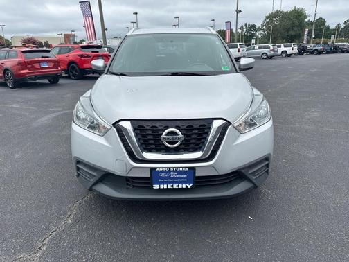 2019 Nissan Kicks SV