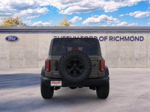 Marsh Gray 2026 Ford Bronco Badlands