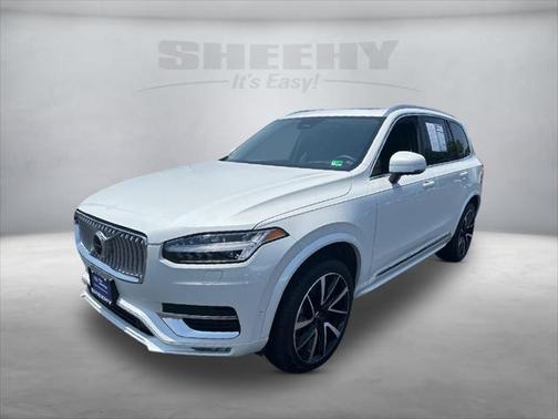 2024 Volvo XC90 B6 Ultimate Bright Theme 7-Seater