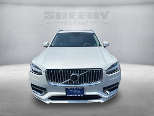 2024 Volvo XC90 B6 Ultimate Bright Theme 7-Seater