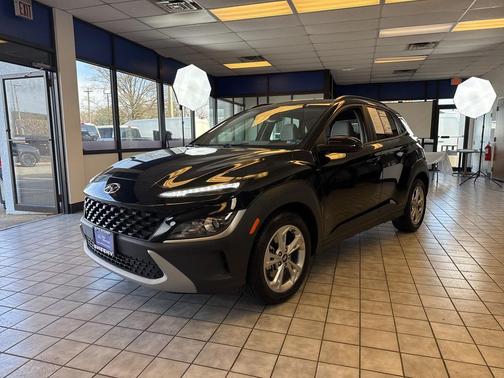 2022 Hyundai KONA SEL