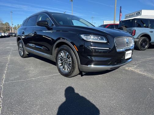 2023 Lincoln Nautilus Standard