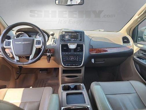 True Blue Pearlcoat 2015 Chrysler Town & Country Touring