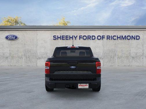 Shadow Black 2025 Ford Maverick XLT