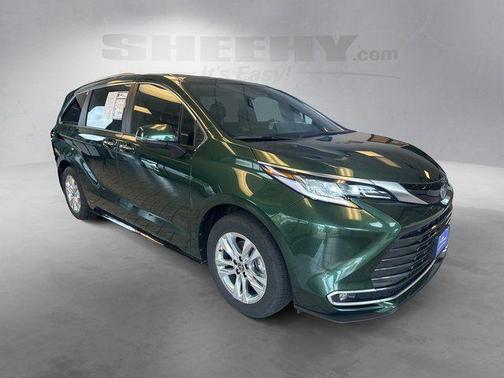 Cypress 2025 Toyota Sienna Limited