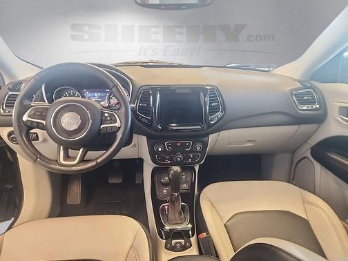 Granite Crystal Metallic Clearcoat 2017 Jeep Compass Limited