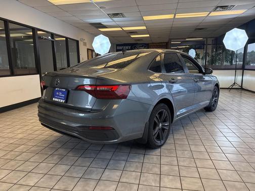 2022 Volkswagen Jetta 1.5T SE