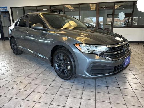 2022 Volkswagen Jetta 1.5T SE
