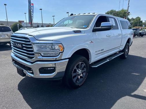 Bright White Clearcoat 2022 RAM 2500 Longhorn