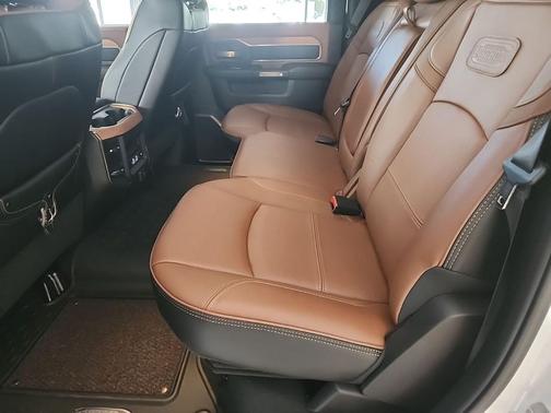 Bright White Clearcoat 2022 RAM 2500 Longhorn