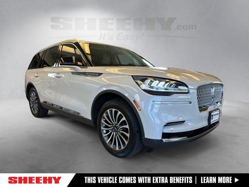 Ceramic Pearl Metallic Tri-Coat 2024 Lincoln Aviator Reserve AWD