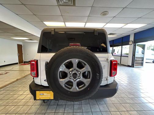 Oxford White 2026 Ford Bronco Big Bend