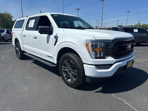 Oxford White 2023 Ford F-150 XLT