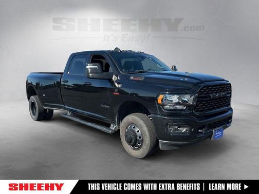 2024 RAM 3500 Big Horn Crew Cab 4x4 8' Box
