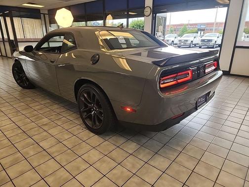 Destroyer Gray Clearcoat 2023 Dodge Challenger R/T Scat Pack