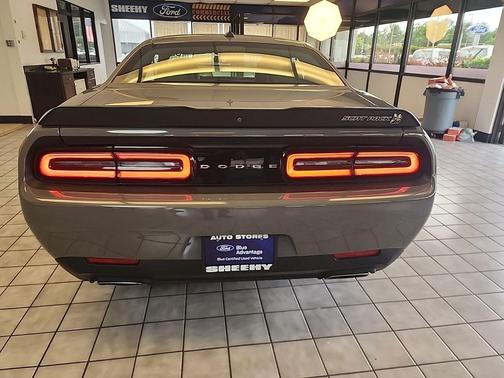 Destroyer Gray Clearcoat 2023 Dodge Challenger R/T Scat Pack