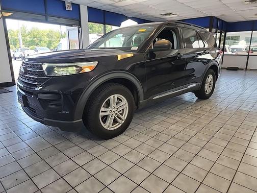 Agate Black Metallic 2021 Ford Explorer XLT