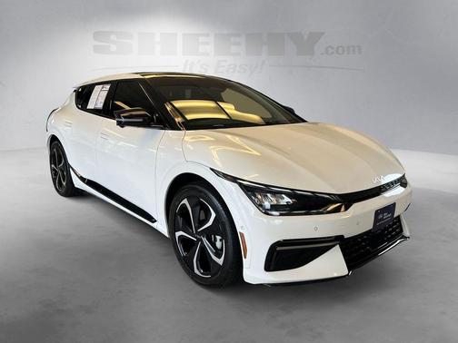 Snow White Pearl 2024 Kia EV6 GT-Line
