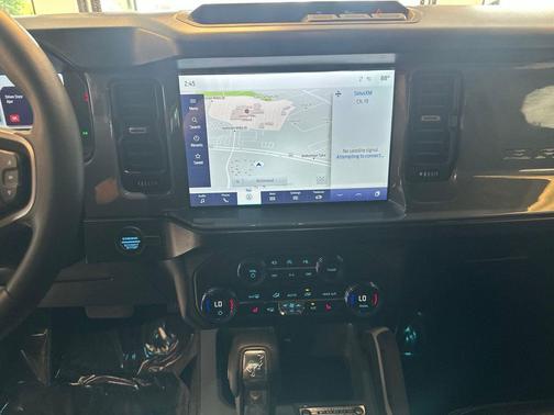 Azure Gray Metallic Tri-Coat 2023 Ford Bronco Outer Banks