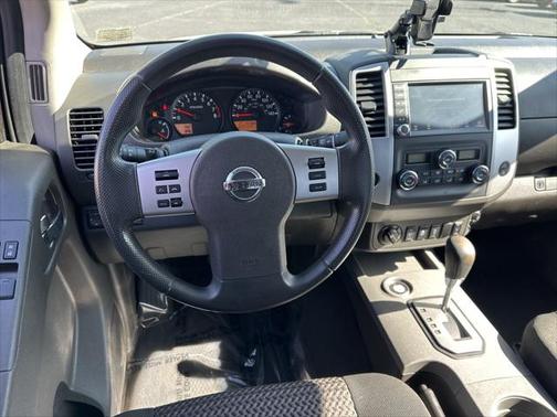 2021 Nissan Frontier SV