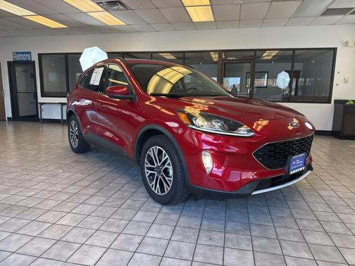 2020 Ford Escape SEL