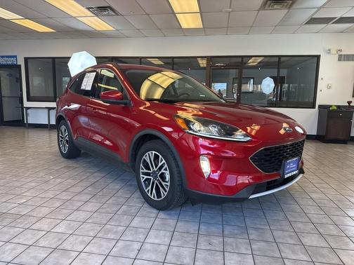 2020 Ford Escape SEL