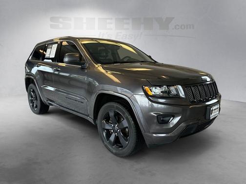 Granite Crystal Metallic Clearcoat 2015 Jeep Grand Cherokee Altitude