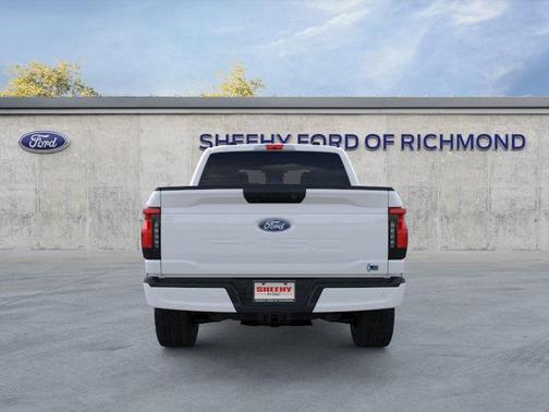 2025 Ford F-150 Lightning XLT
