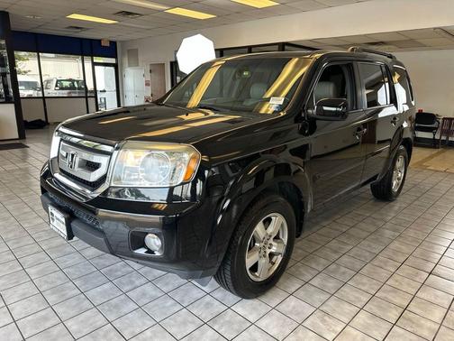 Crystal Black Pearl 2011 Honda Pilot EX-L