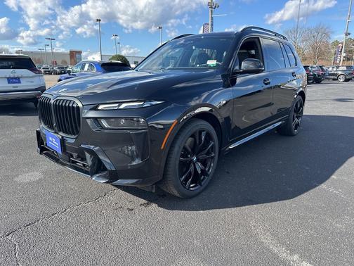 2023 BMW X7 xDrive40i