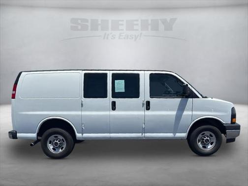 2023 GMC Savana 2500 Work Van