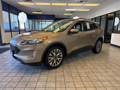 2021 Ford Escape Titanium