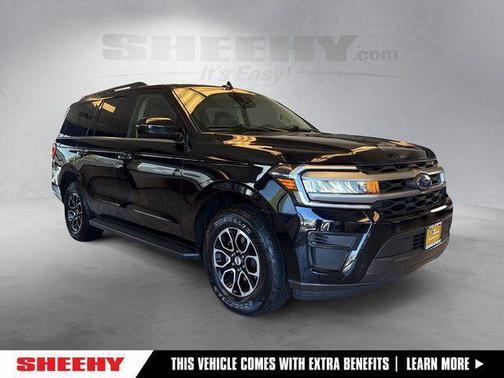 Black Metallic 2024 Ford Expedition XLT